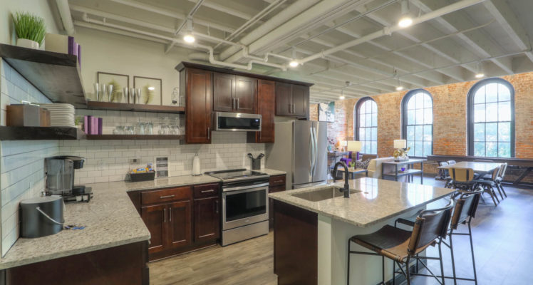 Studio 165 (WEB) (UNIT 1001) (1 of 27)