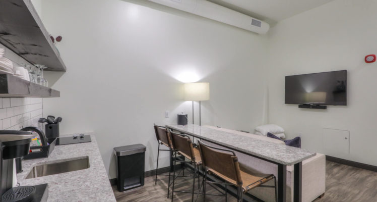 Studio 165 (WEB) (UNIT 1004) (2 of 8)