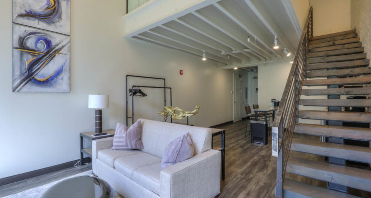 Studio 165 (WEB) (UNIT 1002) (10 of 15)