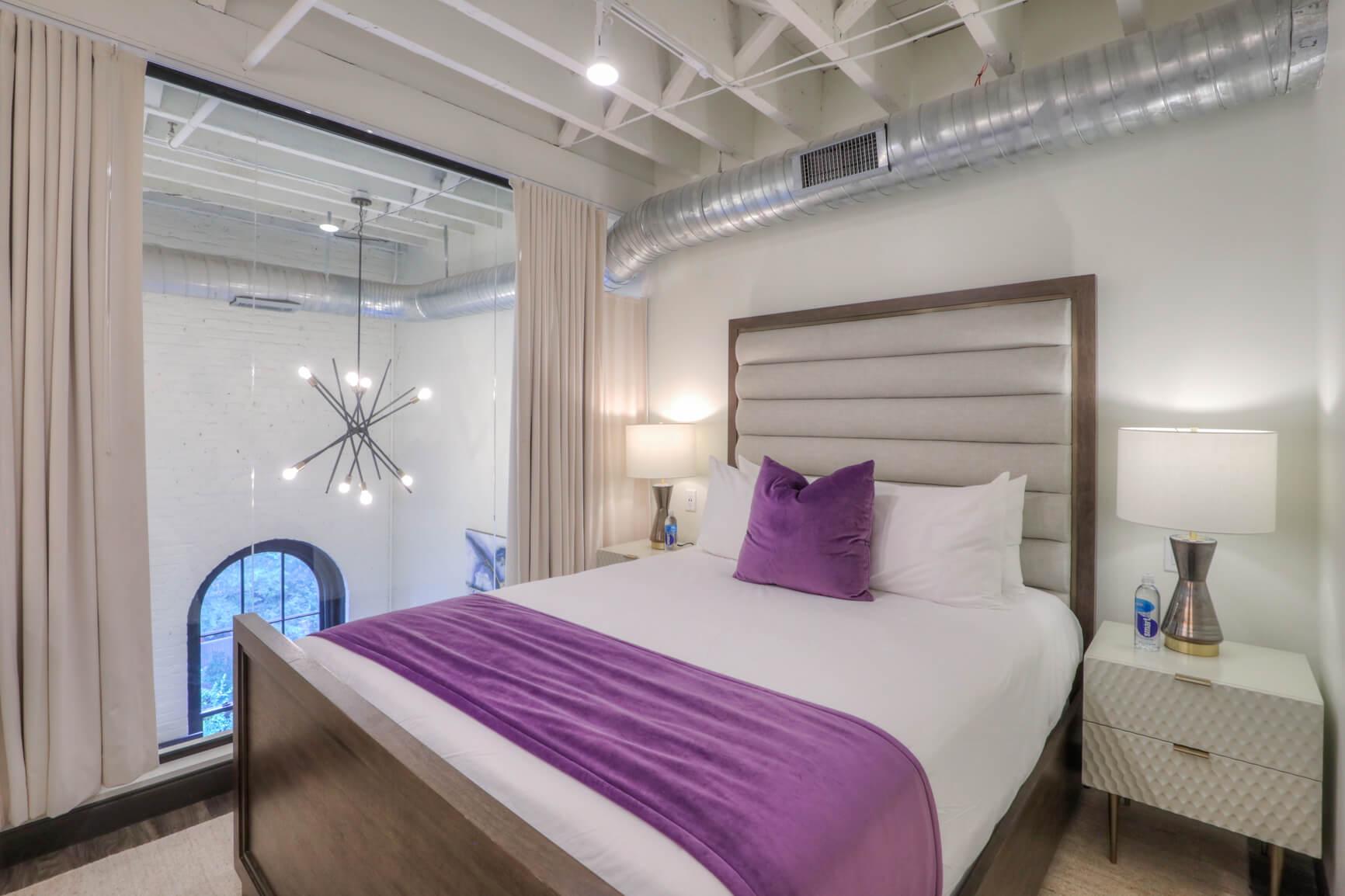 Studio 154 Luxury Hotel — photo 10 of 17
