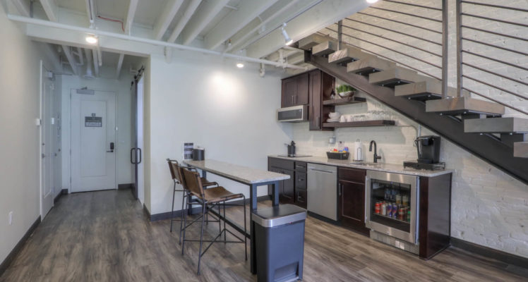 Studio 165 (WEB) (UNIT 1002) (6 of 15)